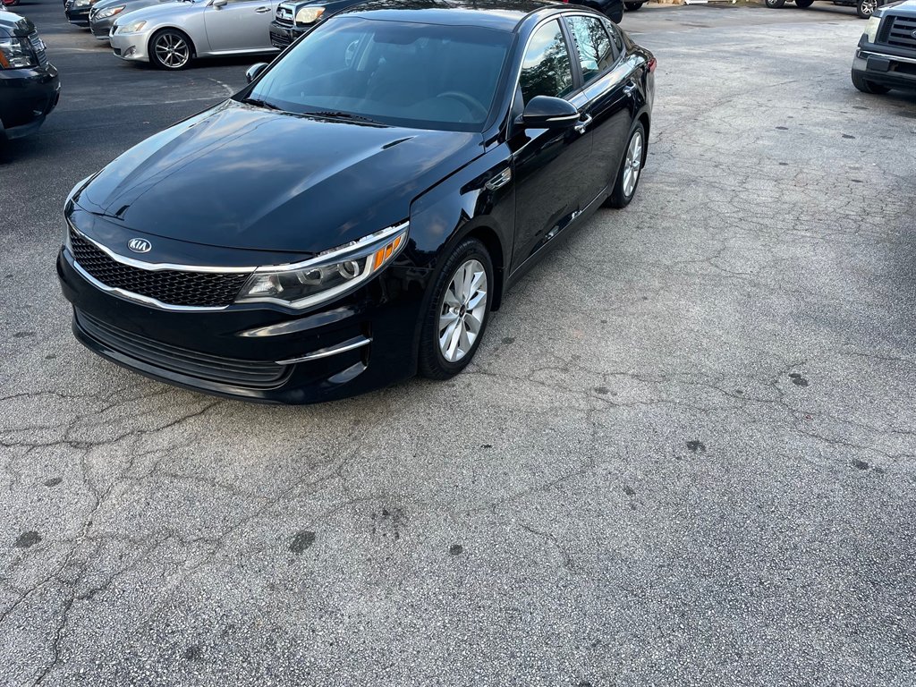 2018 Kia Optima LX's photo